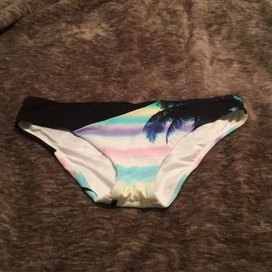 Victoria’s Secret Tropical Bottoms🌴